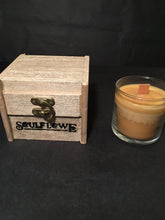 Load image into Gallery viewer, Tobacco & Vanilla scented Vegan Candle