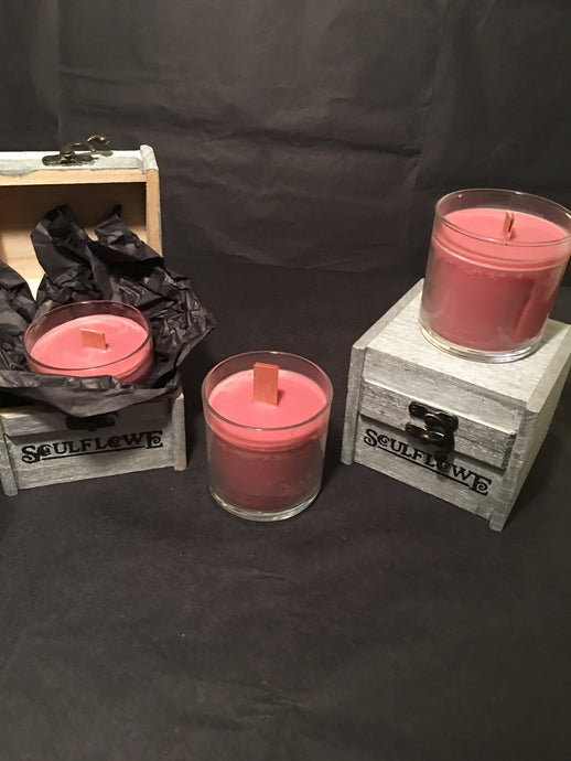 Tobacco & Bourbon scented, vegan candle