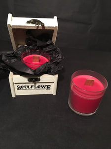 Tobacco & Cherry scented vegan candle