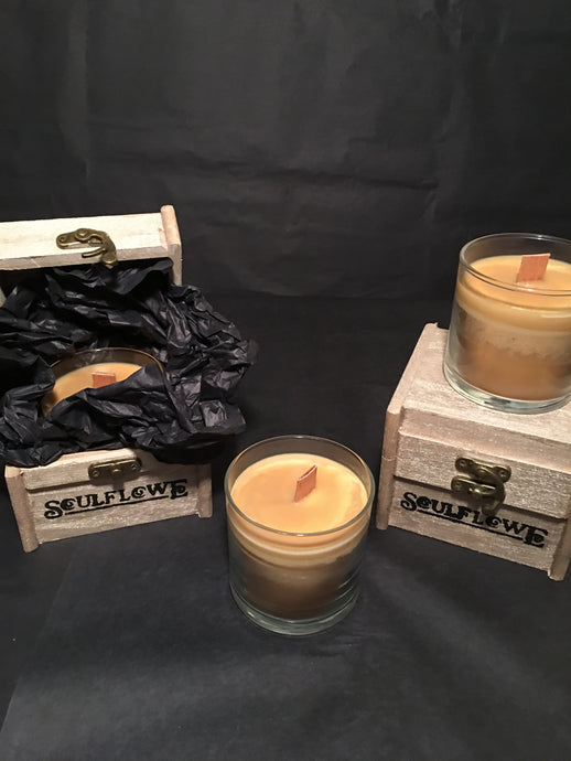 Tobacco & Vanilla scented Vegan Candle