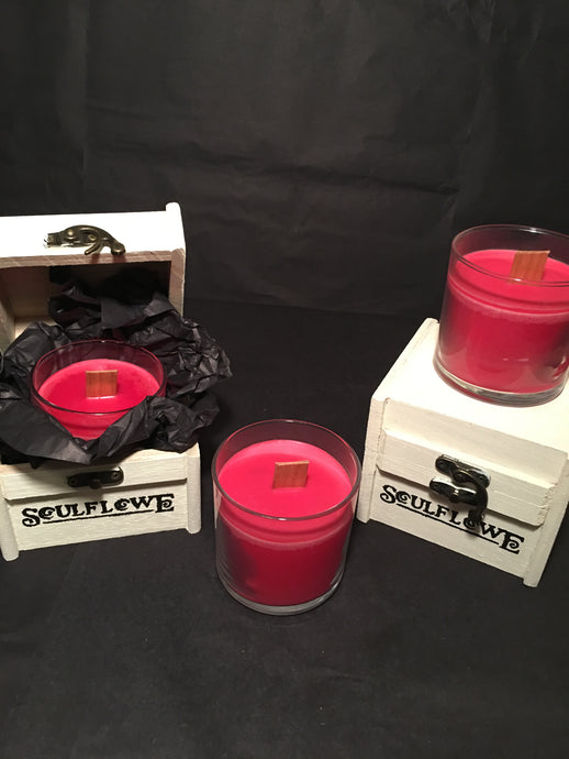 Tobacco & Cherry scented vegan candle